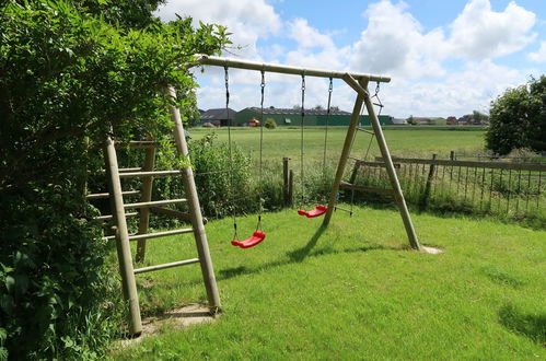 Photo 26 - 2 bedroom Apartment in Friedrichskoog with garden and sea view