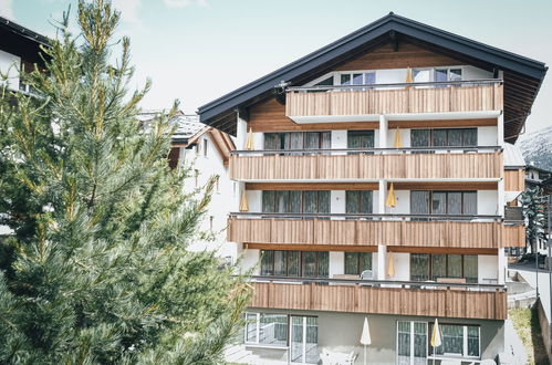 Foto 1 - Apartamento de 4 habitaciones en Saas-Fee con terraza y vistas a la montaña