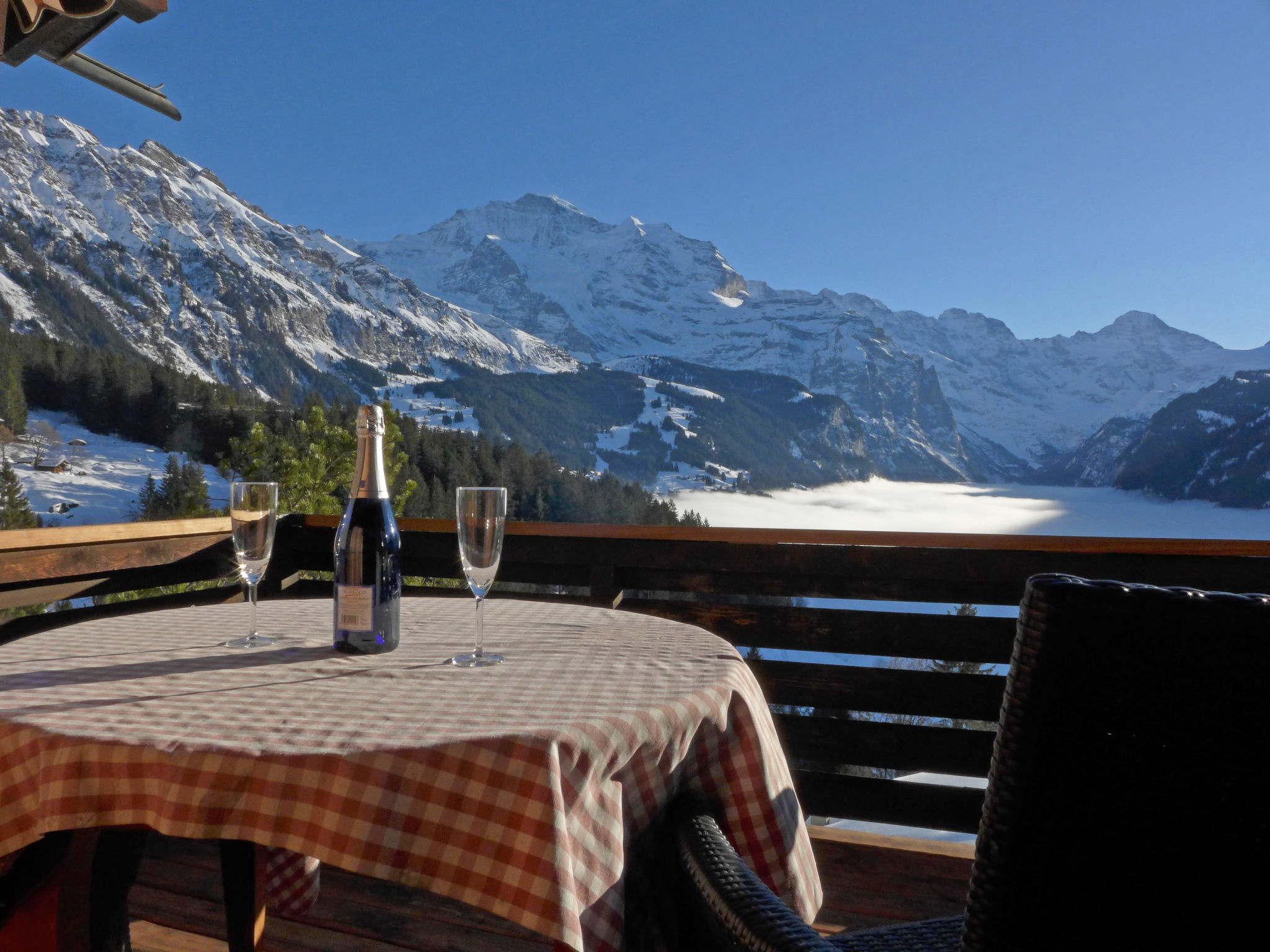 Foto 20 - Appartamento con 1 camera da letto a Lauterbrunnen con giardino e vista sulle montagne