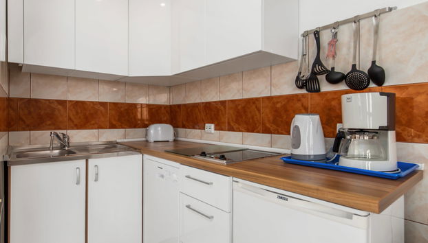 Apartamento de 2 quartos em Crikvenica com piscina e terraço - Foto 4