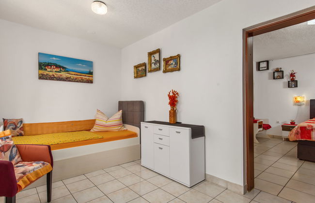 Apartamento de 2 quartos em Crikvenica com piscina e terraço - Foto 16