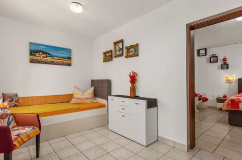 Foto 16 - Apartment mit 1 Schlafzimmer in Crikvenica mit schwimmbad und blick aufs meer