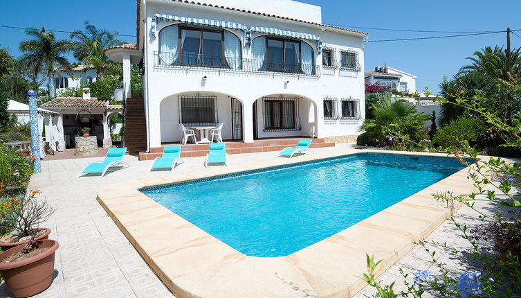 Foto 1 - Casa de 2 quartos em Calp com piscina privada e vistas do mar