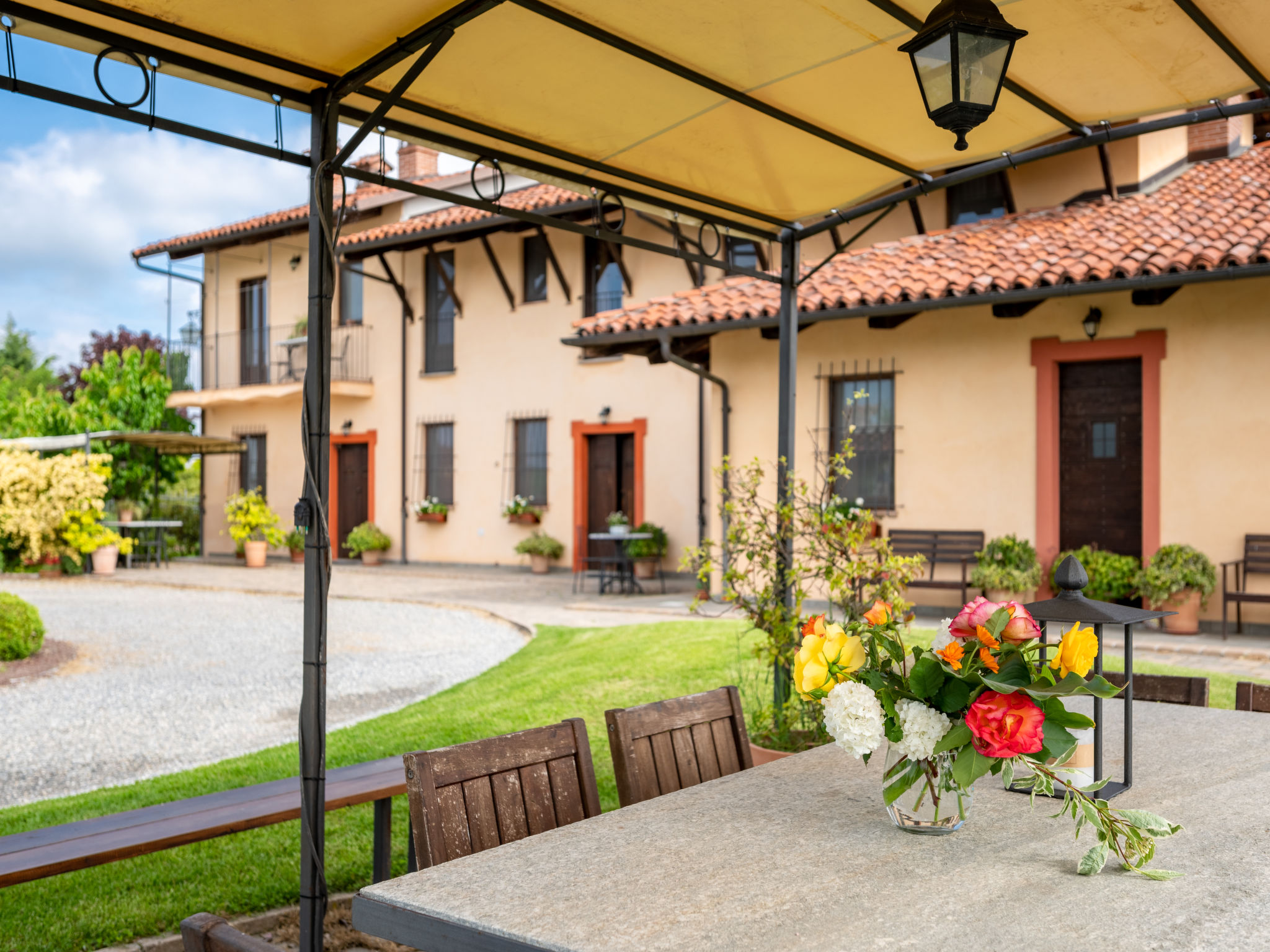 Foto 46 - Casa de 7 habitaciones en Bene Vagienna con piscina privada y jardín