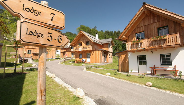 Photo 1 - Maison de 2 chambres à Altaussee avec jardin et vues sur la montagne