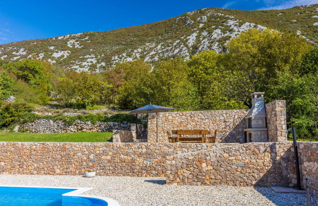 Casa de 5 quartos em Vinodolska Općina com piscina privada e jardim - Foto 25