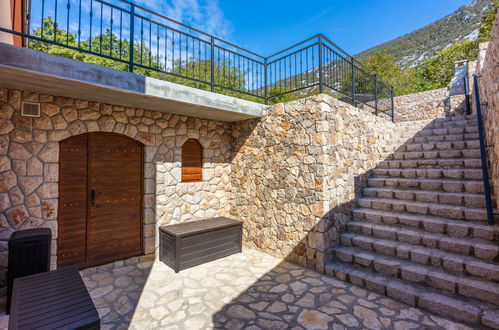 Photo 27 - Maison de 4 chambres à Vinodolska Općina avec piscine privée et vues à la mer