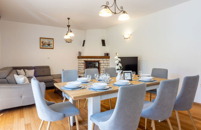Casa de 5 quartos em Vinodolska Općina com piscina privada e jardim - Foto 12