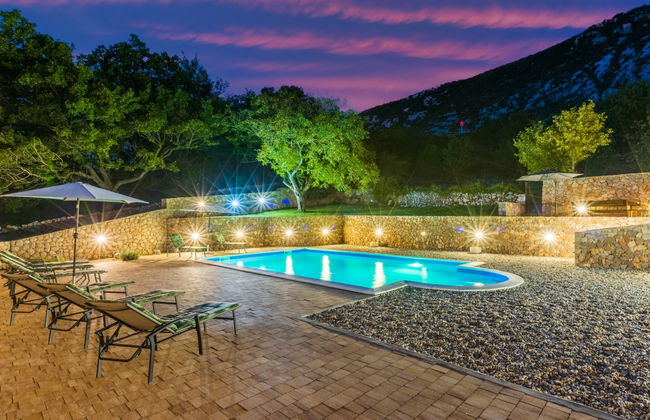 Casa de 5 quartos em Vinodolska Općina com piscina privada e jardim - Foto 51