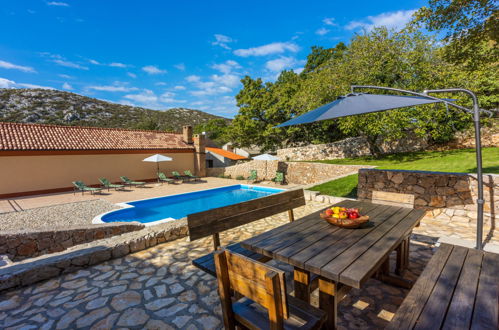 Foto 15 - Casa de 4 quartos em Vinodolska Općina com piscina privada e jardim