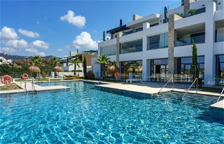 Foto 1 - Appartamento con 3 camere da letto a Marbella con piscina e vista mare