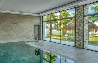 Photo 2 - Appartement de 3 chambres à Marbella avec piscine et vues à la mer
