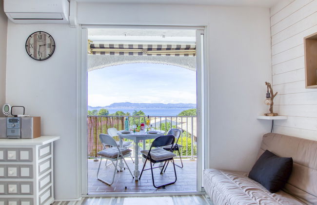 Apartamento de 2 quartos em Saint-Cyr-sur-Mer com terraço - Foto 1