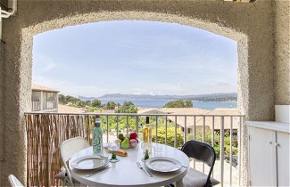 Foto 2 - Apartamento de 1 quarto em Saint-Cyr-sur-Mer com terraço e vistas do mar