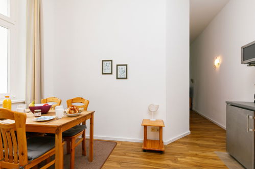 Foto 11 - Appartamento con 1 camera da letto a Zinnowitz con vista mare