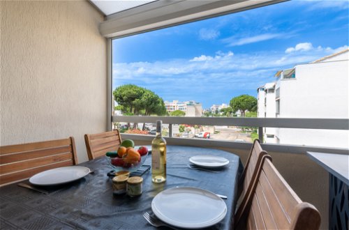 Photo 5 - Appartement de 1 chambre à Le Grau-du-Roi avec terrasse et vues à la mer