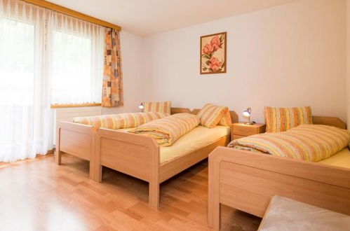 Foto 6 - Appartamento con 2 camere da letto a Saas-Grund