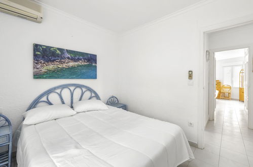 Foto 11 - Casa con 4 camere da letto a Dénia con piscina privata e vista mare