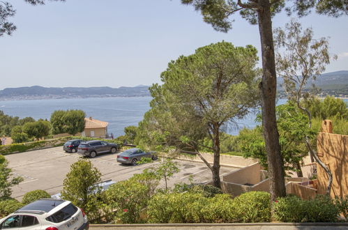 Foto 15 - Apartment mit 2 Schlafzimmern in Saint-Cyr-sur-Mer mit terrasse und blick aufs meer