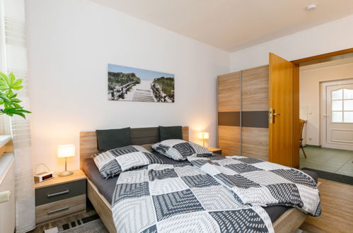 Foto 9 - Appartamento con 1 camera da letto a Zinnowitz con terrazza e vista mare