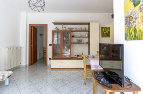 Foto 3 - Apartment mit 1 Schlafzimmer in Chiusanico mit schwimmbad und garten