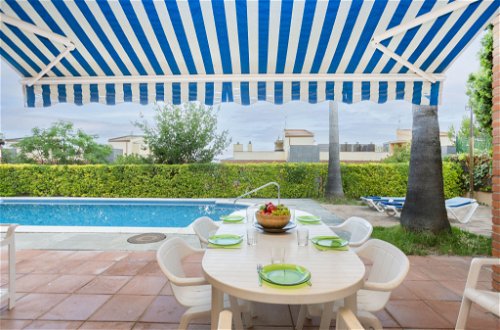 Foto 2 - Apartamento de 4 habitaciones en Calonge i Sant Antoni con piscina privada y vistas al mar