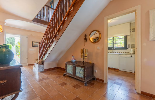 Casa de 5 quartos em El Vendrell com piscina privada e jardim - Foto 19