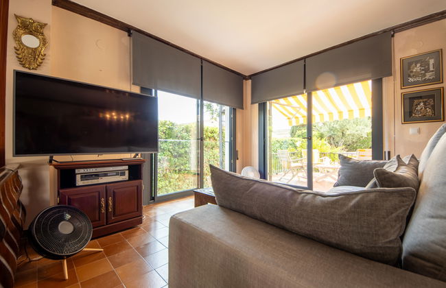 Casa de 5 quartos em El Vendrell com piscina privada e jardim - Foto 11