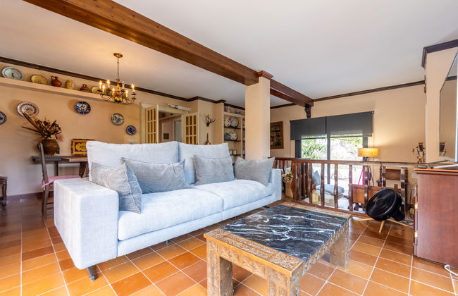 Casa de 5 quartos em El Vendrell com piscina privada e jardim - Foto 6