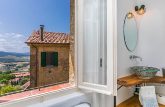 Foto 3 - Apartamento de 1 habitación en Casale Marittimo con jardín y vistas al mar