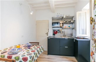 Foto 2 - Apartamento de 1 habitación en Casale Marittimo con jardín y vistas al mar