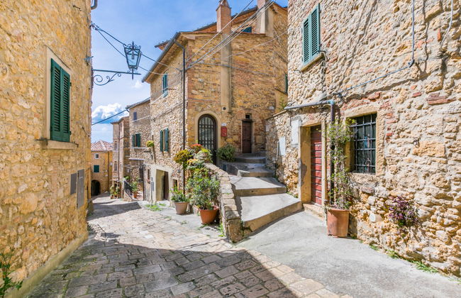 Apartamento de 2 quartos em Casale Marittimo com jardim - Foto 1