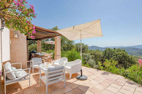 Photo 22 - Maison de 3 chambres à La Garde-Freinet avec piscine privée et terrasse