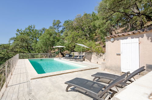 Foto 20 - Casa con 3 camere da letto a La Garde-Freinet con piscina privata e terrazza