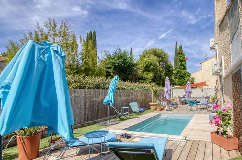 Photo 2 - 3 bedroom House in Six-Fours-les-Plages with private pool and garden