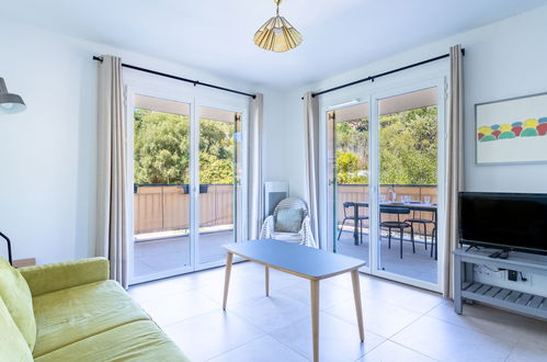 Photo 6 - Appartement de 1 chambre à Bormes-les-Mimosas avec piscine et jardin