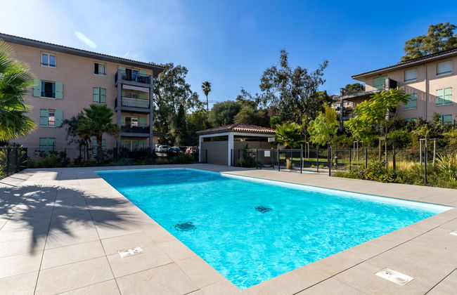 Appartamento con 2 camere da letto a Bormes-les-Mimosas con piscina e giardino - Foto 29