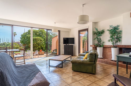 Photo 3 - 4 bedroom House in Hyères with garden and terrace