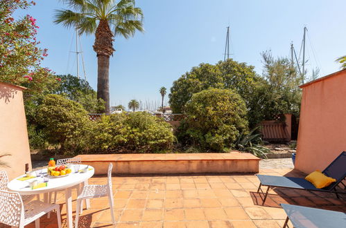 Photo 7 - Maison de 4 chambres à Hyères avec jardin et terrasse