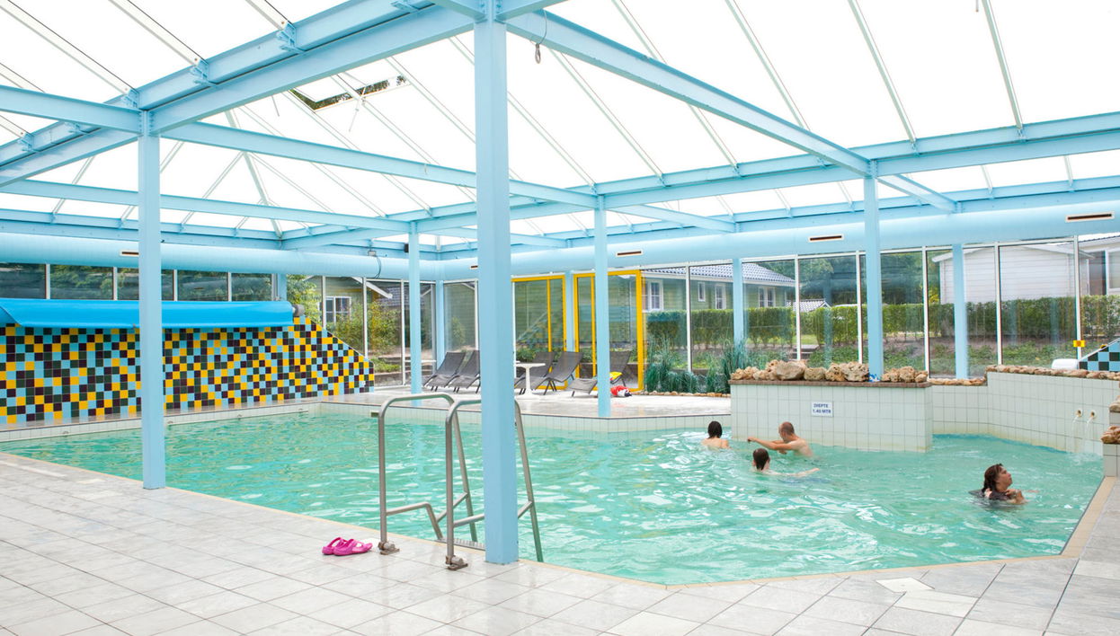 Casa de 4 quartos em Belfeld com piscina e terraço - Foto 1