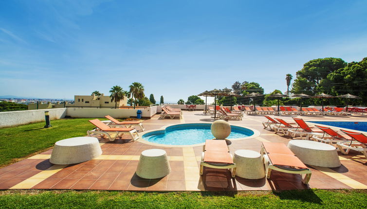 Photo 1 - Apartment in Albufeira with swimming pool and garden