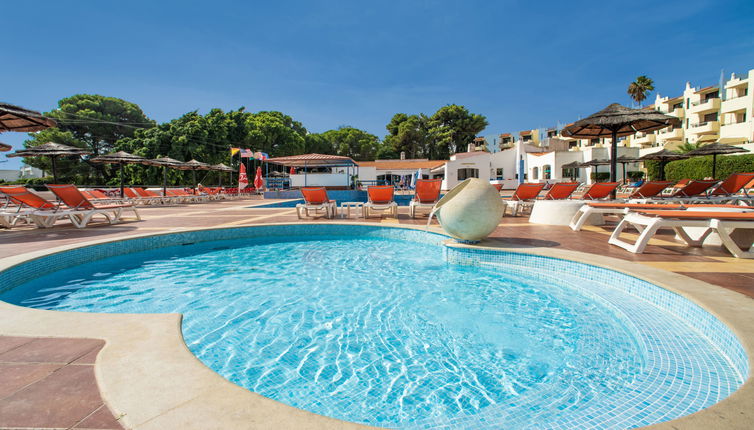 Photo 1 - Apartment in Albufeira with swimming pool and garden