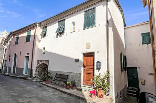 Foto 68 - Casa de 2 quartos em Lucinasco com jardim e terraço