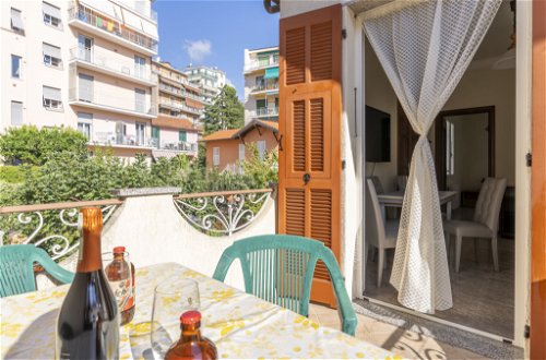 Foto 1 - Apartment mit 2 Schlafzimmern in Sanremo mit blick aufs meer