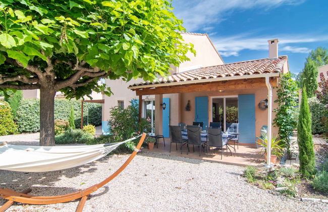 Casa de 4 quartos em Nans-les-Pins com piscina e jardim - Foto 1