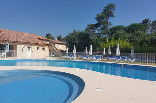 Foto 27 - Haus mit 3 Schlafzimmern in Nans-les-Pins mit schwimmbad und garten