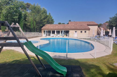 Foto 28 - Haus mit 3 Schlafzimmern in Nans-les-Pins mit schwimmbad und garten