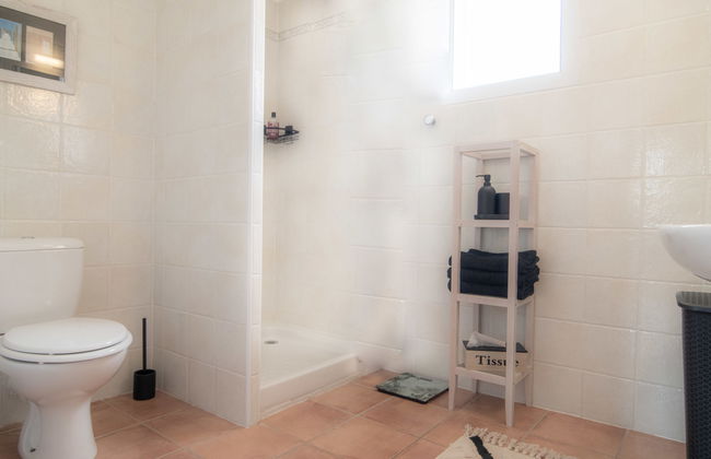 Casa de 4 quartos em Nans-les-Pins com piscina e jardim - Foto 23