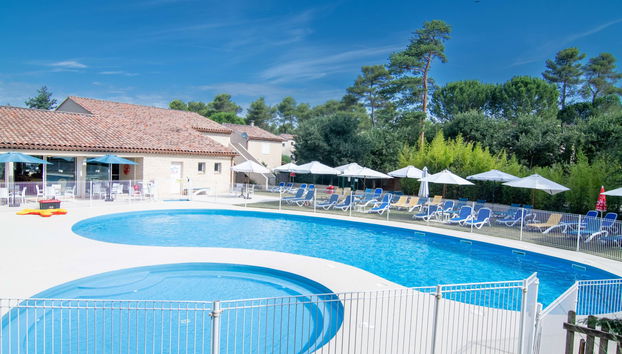 Casa de 4 quartos em Nans-les-Pins com piscina e jardim - Foto 2