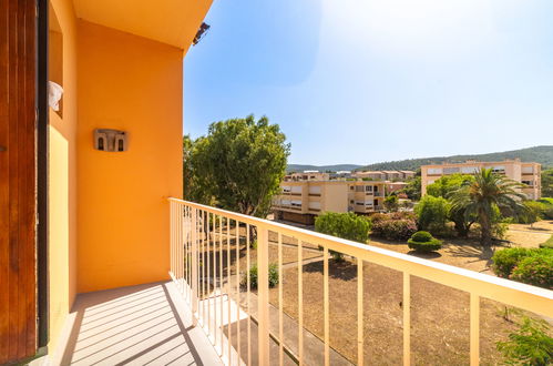 Foto 17 - Apartamento de 2 quartos em Bormes-les-Mimosas com jardim